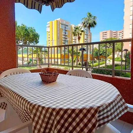 Global Properties, Practico Con Piscina En Residencial Brezo Canet Apartment *