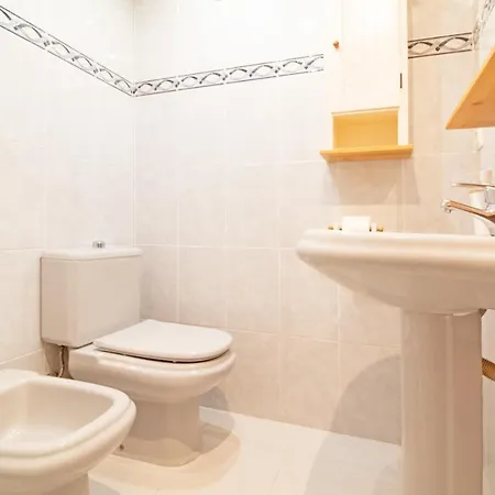 Global Properties, Practico Con Piscina En Residencial Brezo Canet Apartment *